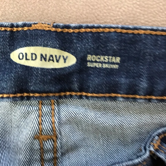♓️🅿️NWOT Old Navy rock star super skinny jeans - Picture 4 of 9